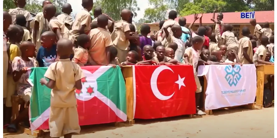 Educational materials aid from Turkish Maarif Foundation in Burundi